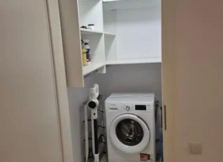 Apartament cu 2 camere decomandat în Sisești