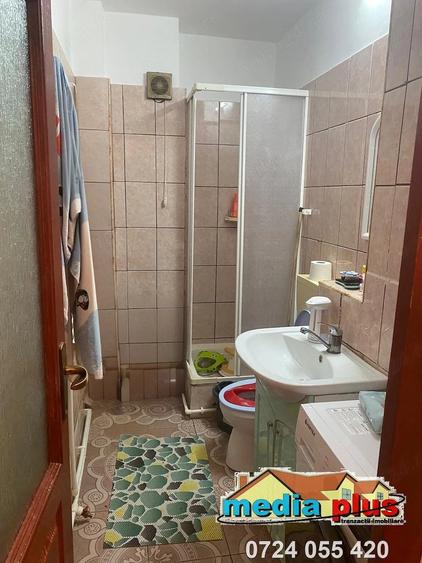 Garsonieră decomandată în Central