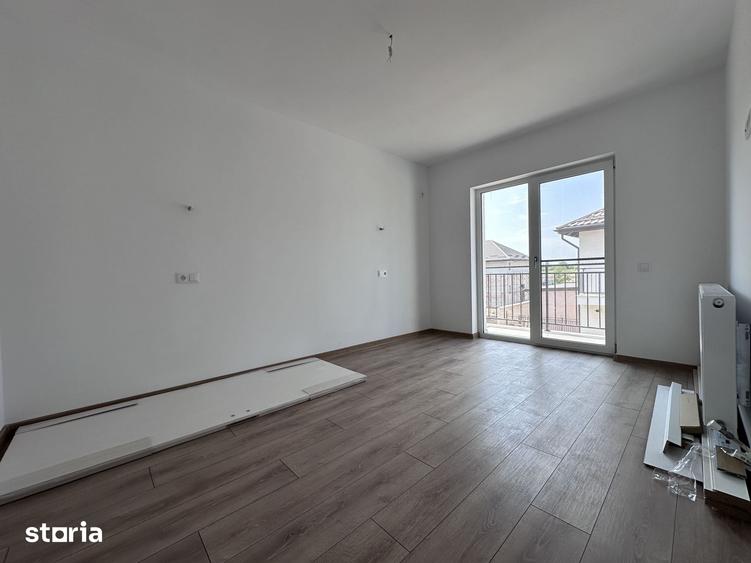 Casă cu 4 camere cu Teren 300 Mp în Ulmi