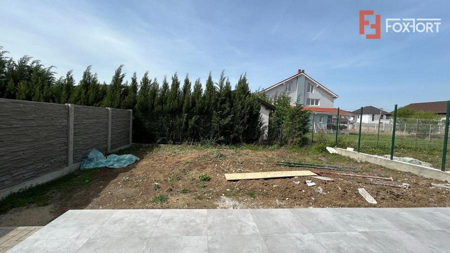 Duplex cu 5 camere cu Canalizare în Dumbrăvița