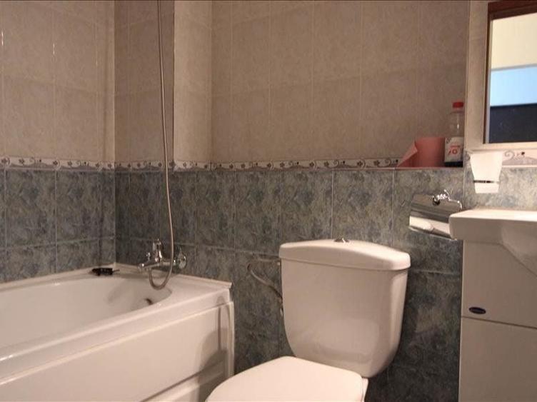 Apartament cu 2 camere decomandat, mobilat în Aradului