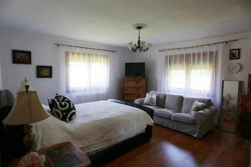 Casă cu 4 camere în Oglinzi