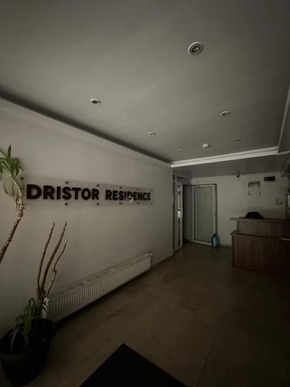 Garsonieră decomandată, mobilată în Dristor