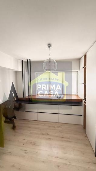 Apartament cu 3 camere semidecomandat în Ultracentral
