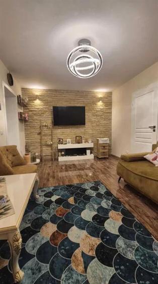 Apartament 3 camere zona Podu Ros - 1