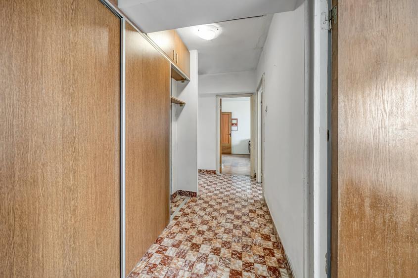 Apartament cu 3 camere decomandat, mobilat în Mihai Bravu