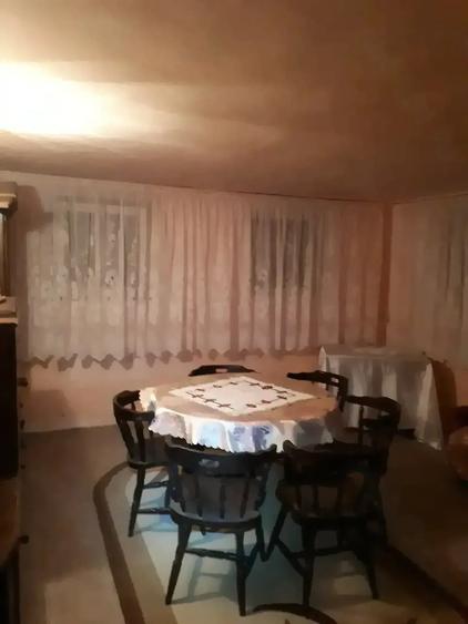 Casă cu 10 camere cu Teren 4287 Mp în Cebza