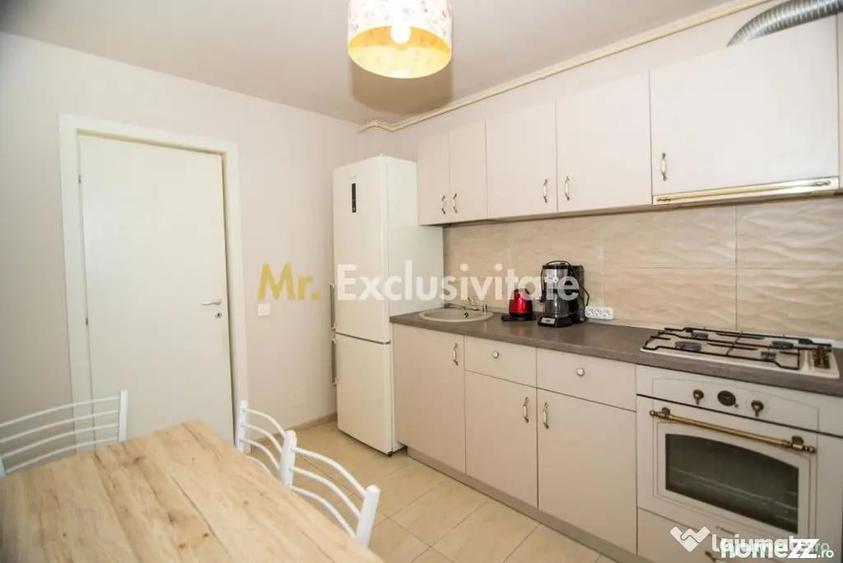 Apartament cu 3 camere decomandat în Central