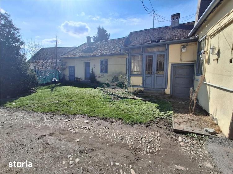Apartament cu 5 camere în Cisnădie