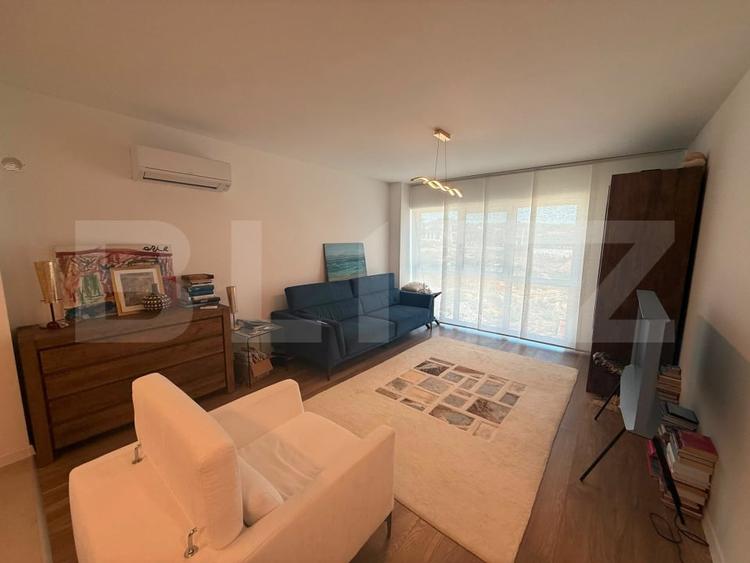 Apartament cu 2 camere semidecomandat, mobilat în Aroneanu