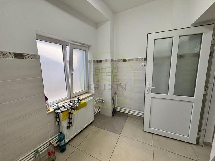 Spațiu comercial, de 120 mp, în Central