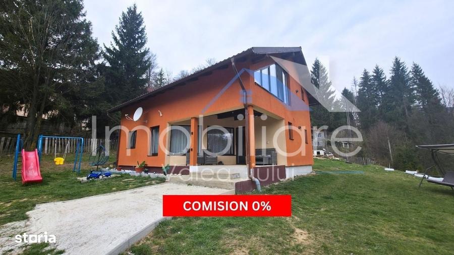 Casă cu 4 camere cu Teren 1711 Mp în Uric