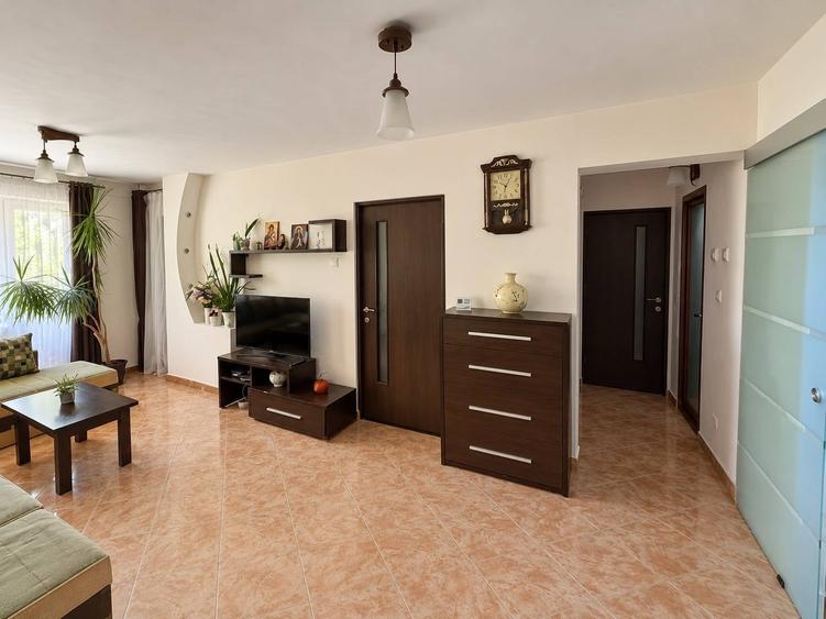 Apartament cu 3 camere decomandat în Mănăștur