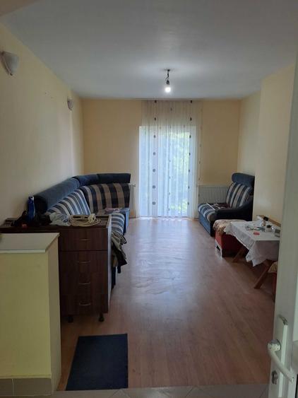 Casă cu 4 camere în Posada