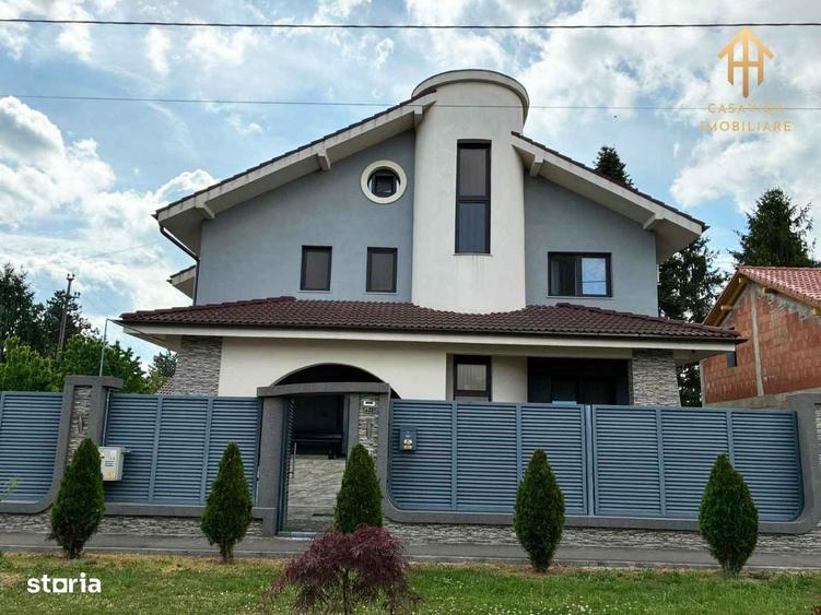 Casă cu 4 camere cu Teren 450 Mp în Central