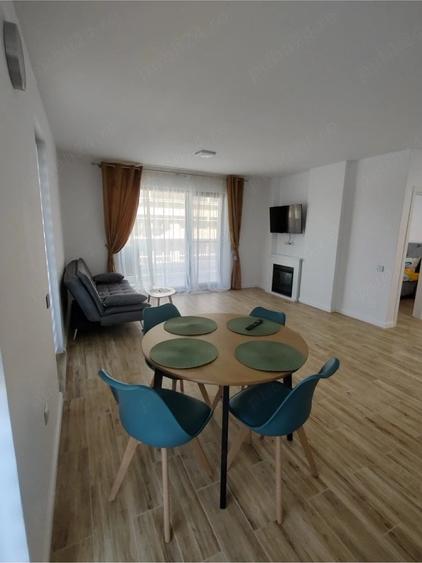 Apartament cu 2 camere decomandat în Florești