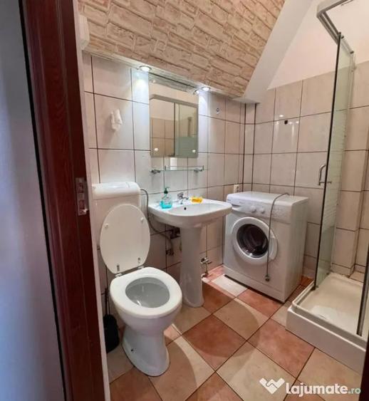 Apartament cu 2 camere semidecomandat în Gară