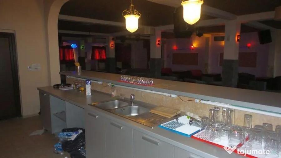 Spațiu comercial, de 450 mp, în Boțârlău