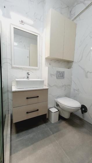 Apartament cu 2 camere semidecomandat, mobilat în Calea Călărașilor