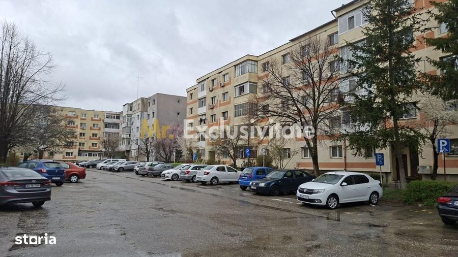Apartament cu 3 camere în Eremia