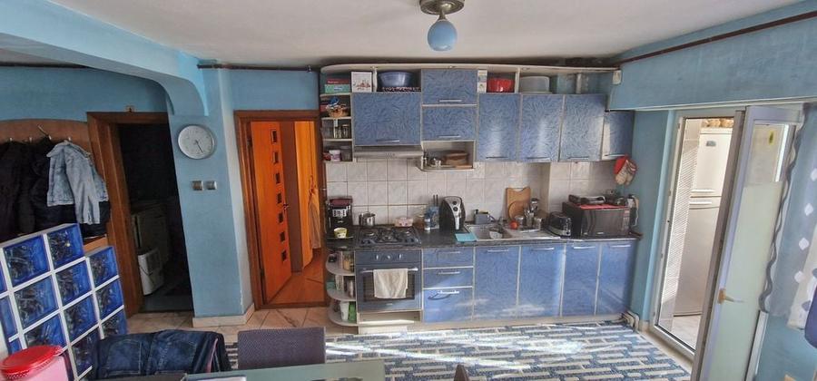 Apartament cu 2 camere decomandat în Gara