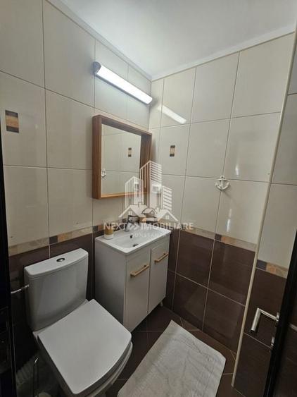 Apartament cu 3 camere decomandat în Faleza Nord