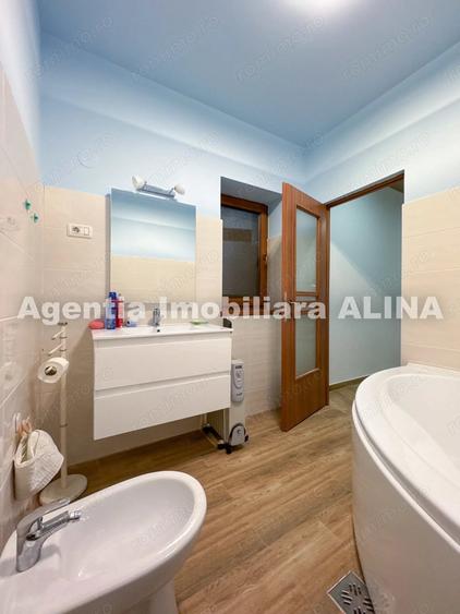 Casă cu Teren 2400 Mp în Vulcan