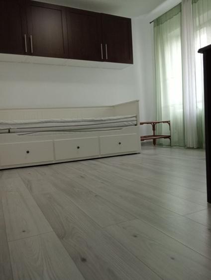 Garsonieră semidecomandată în Basarabia