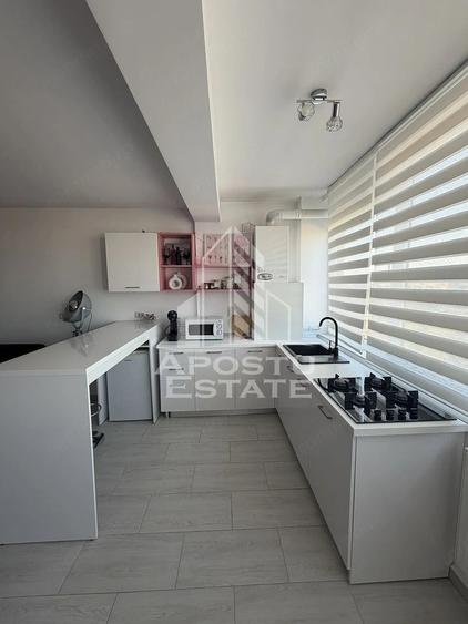 Apartament cu 2 camere semidecomandat în Giroc