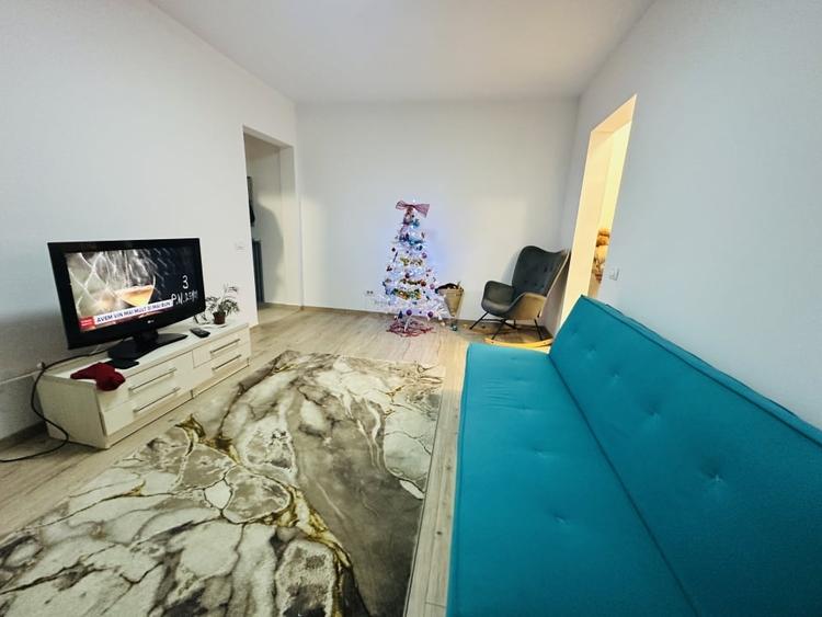 Apartament cu 3 camere, mobilat în Drumul Taberei