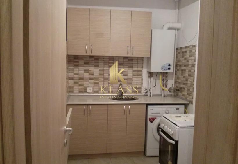 Apartament cu 2 camere semidecomandat, mobilat în Victoriei