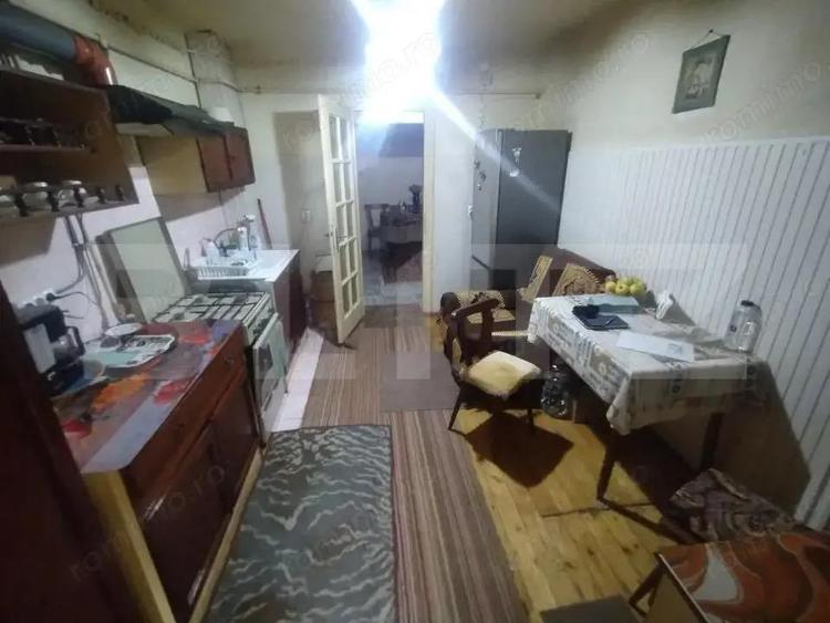 Apartament cu 3 camere decomandat în Beclean