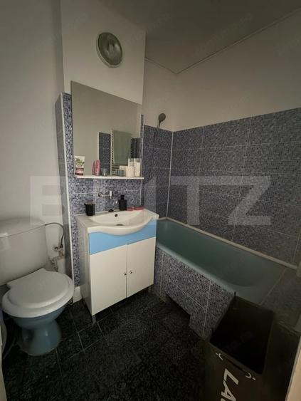Apartament cu 3 camere decomandat în Tudor