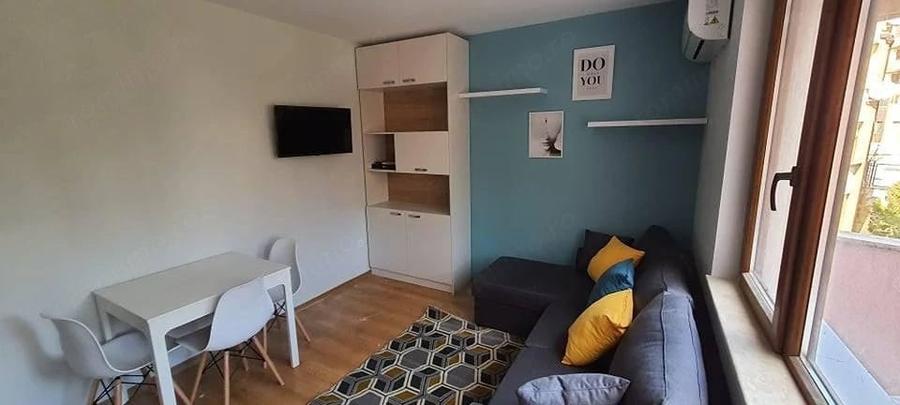 Apartament cu 2 camere decomandat în Crângași