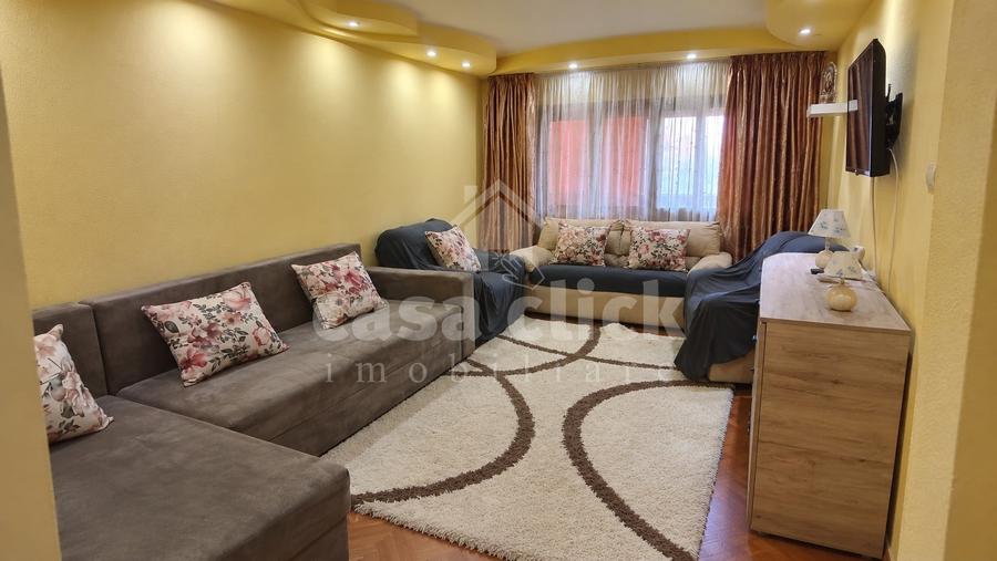 Apartament cu 3 camere decomandat în I. C. Frimu