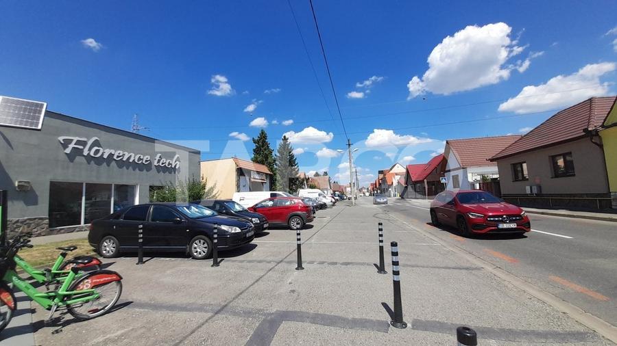 Apartament cu 2 camere semidecomandat, mobilat în Turnișor
