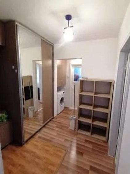 Apartament cu 2 camere decomandat, mobilat în Nicolina