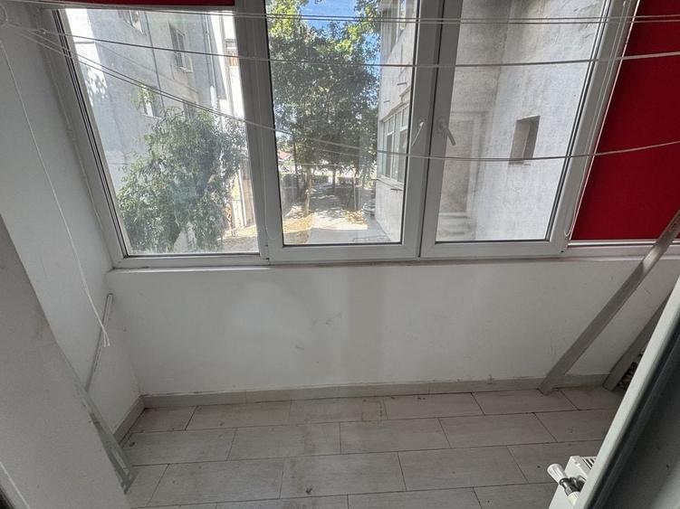 De vanzare apartament 2 camere decomandat 62mp utili parter inalt 2 bai - 7