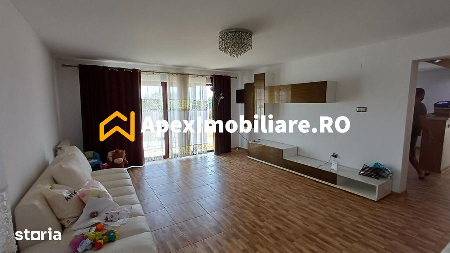 Casă cu 4 camere cu Teren 883 Mp în Varlaam