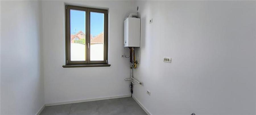 Apartament cu 2 camere semidecomandat în Mehala