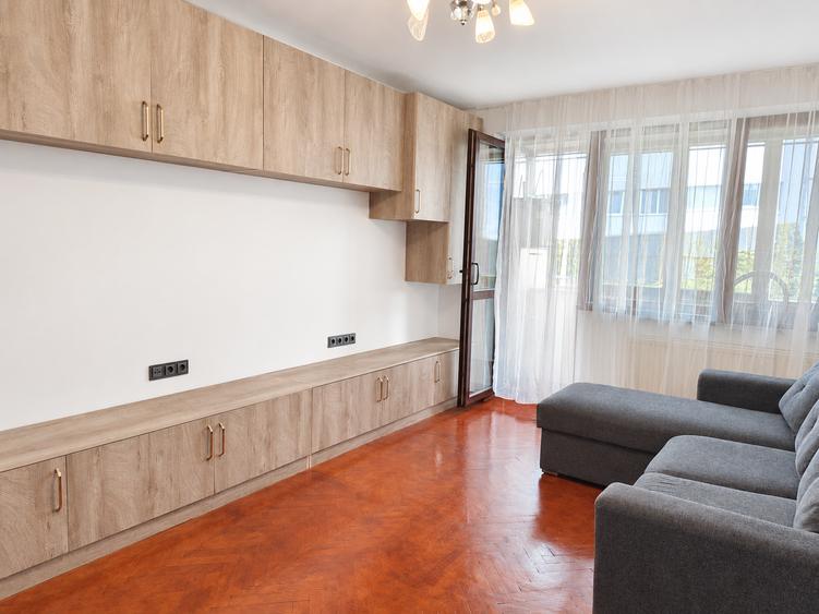 Apartament cu 2 camere semidecomandat în Iancului