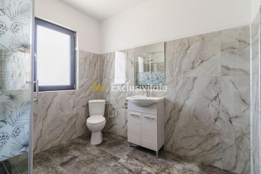 Casă individuală cu 5 camere cu Canalizare în Dobreni