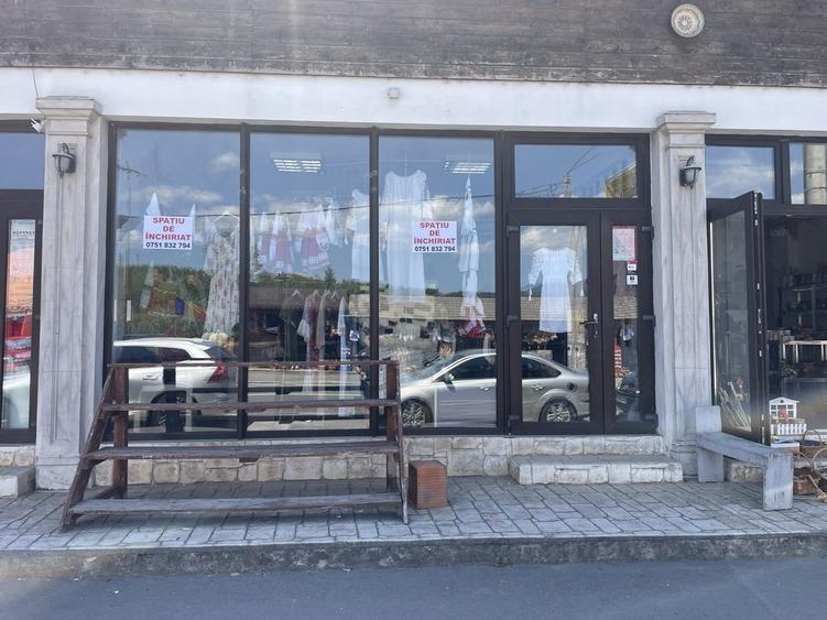 Spațiu comercial, de 45 mp, în Central