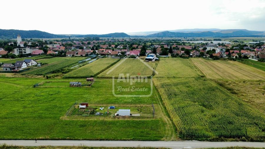 Teren Construcții intravilan de 920 mp, în Hărman