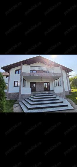 Casă cu 2 camere cu Teren 11770 Mp în Fălticeni