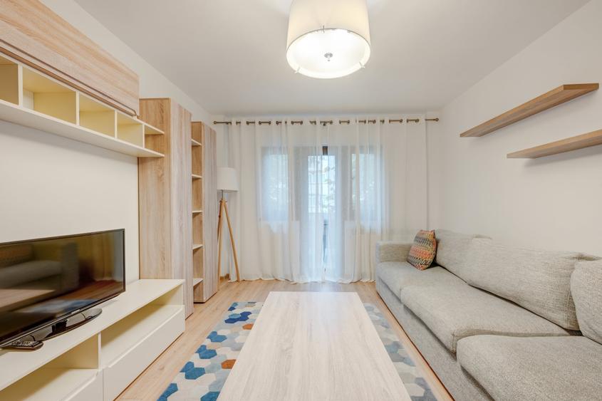 Apartament 3 camere Tineretului, bloc 1985, 2 bai, decomandat, renovat - 2