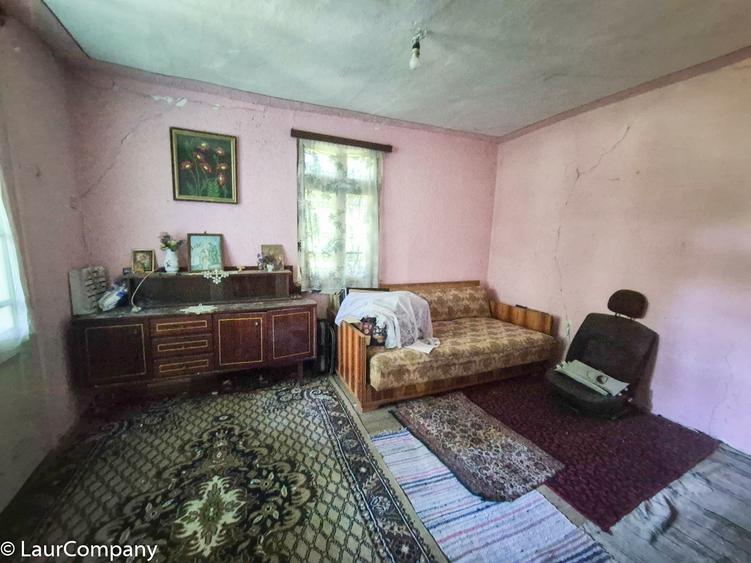 Casă individuală cu 3 camere cu Teren 3287 Mp în Urlueni