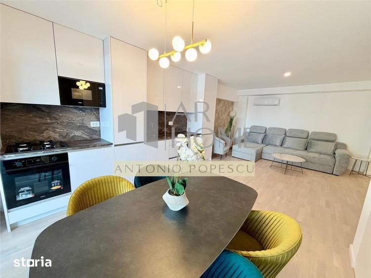 Apartament cu 4 camere, mobilat în Republicii