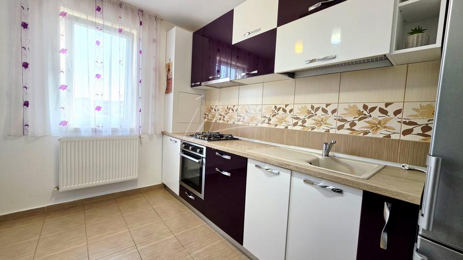 Apartament cu 3 camere decomandat, mobilat în Chiajna