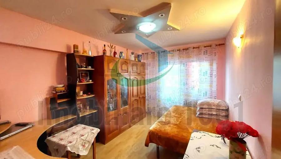 Apartament cu 3 camere decomandat în Vasile Alecsandri